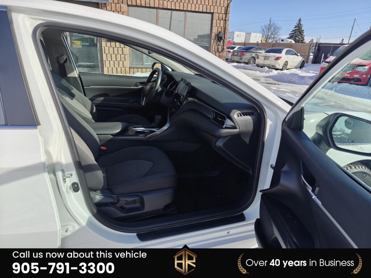 2023 Toyota Camry Hybrid LE | No Reported Accidents Photo