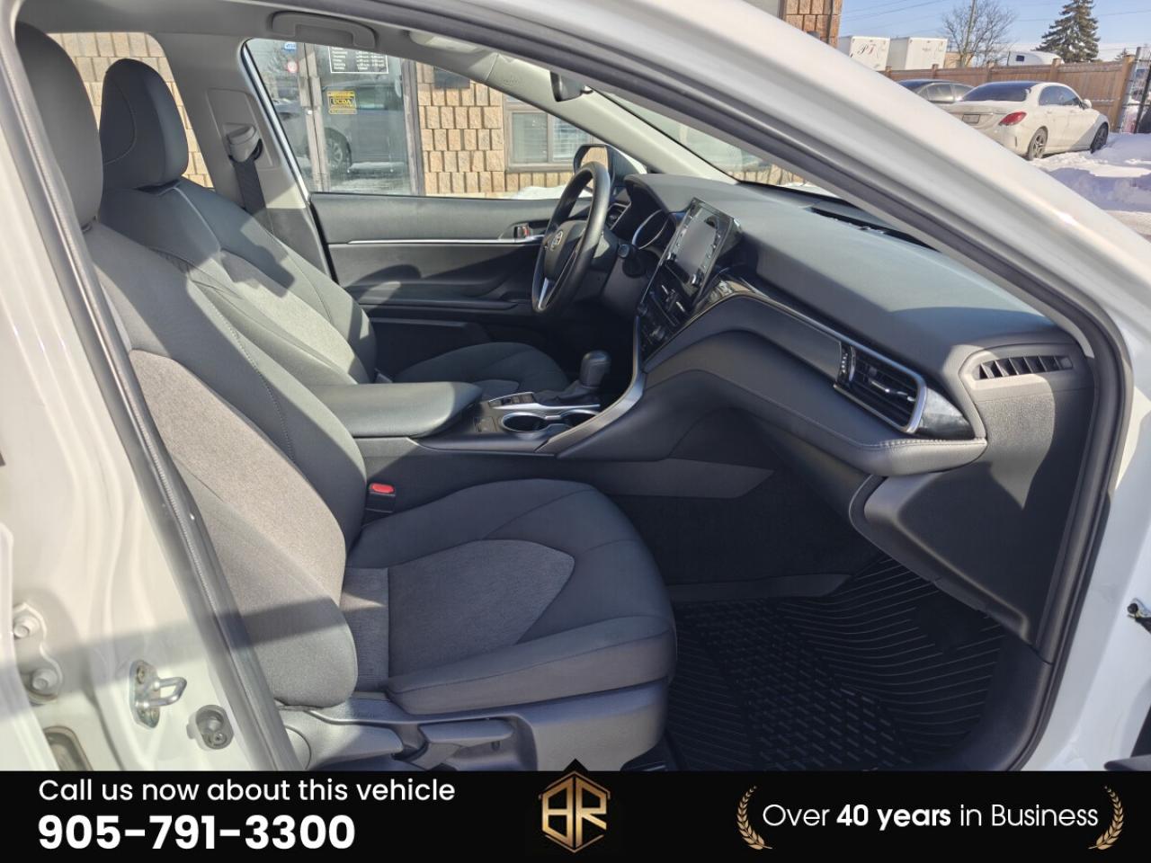 2023 Toyota Camry Hybrid LE | No Reported Accidents Photo