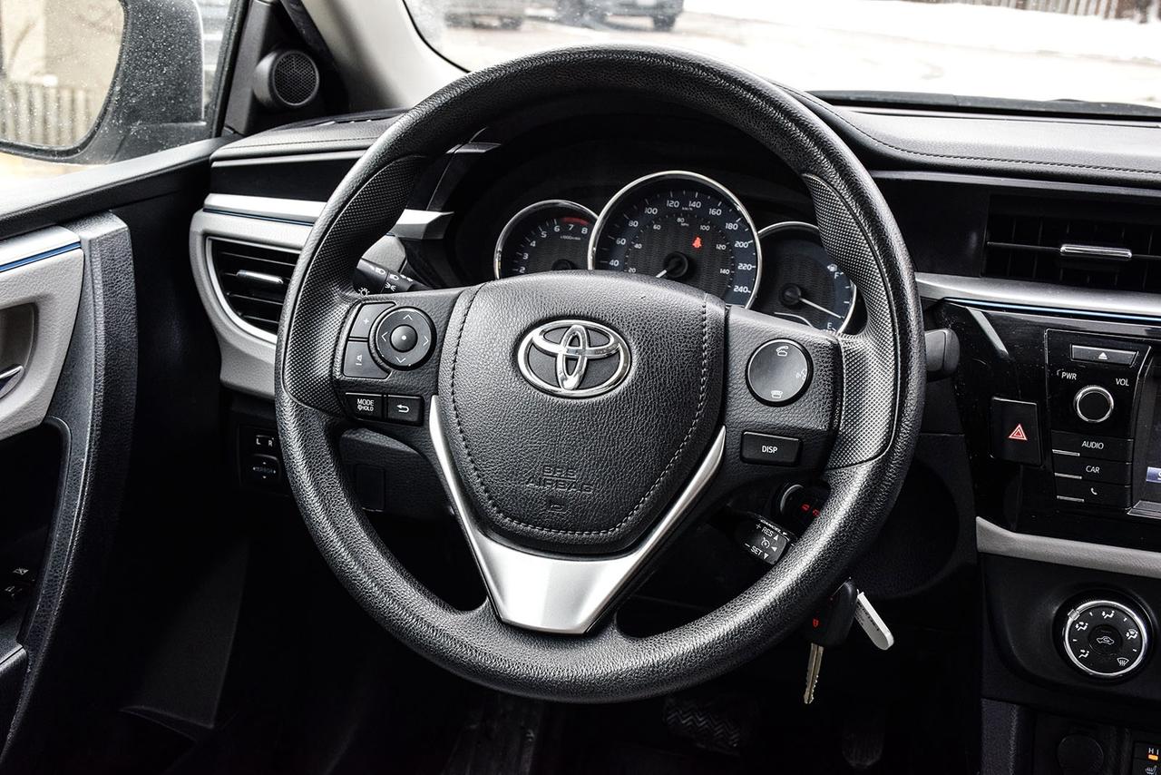 2016 Toyota Corolla LE Heated Seats backup camera Photo