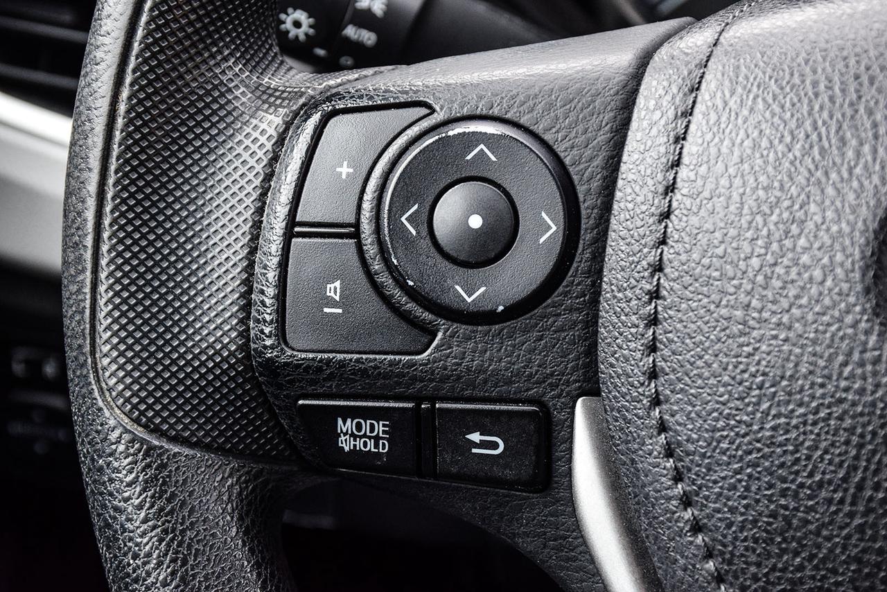 2016 Toyota Corolla LE Heated Seats backup camera Photo