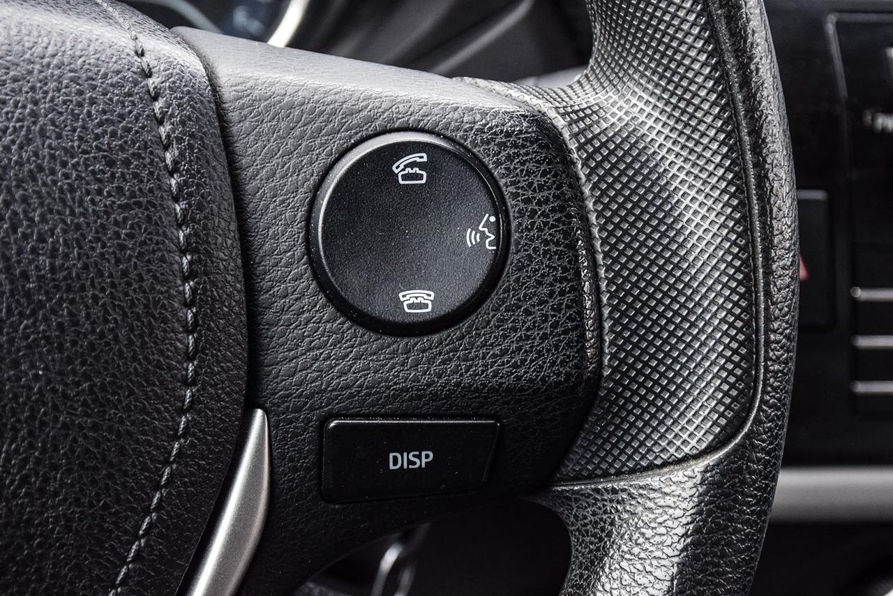 2016 Toyota Corolla LE Heated Seats backup camera Photo