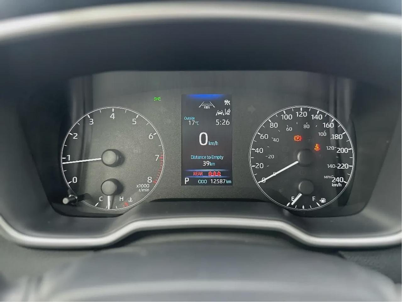 2025 Toyota Corolla Hatchback SE Photo