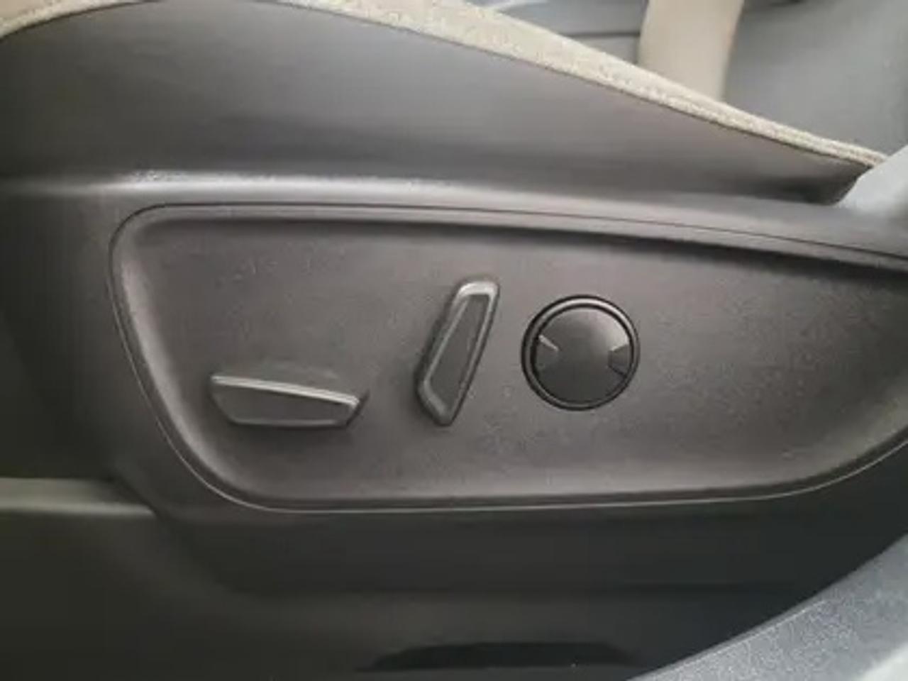 13508378