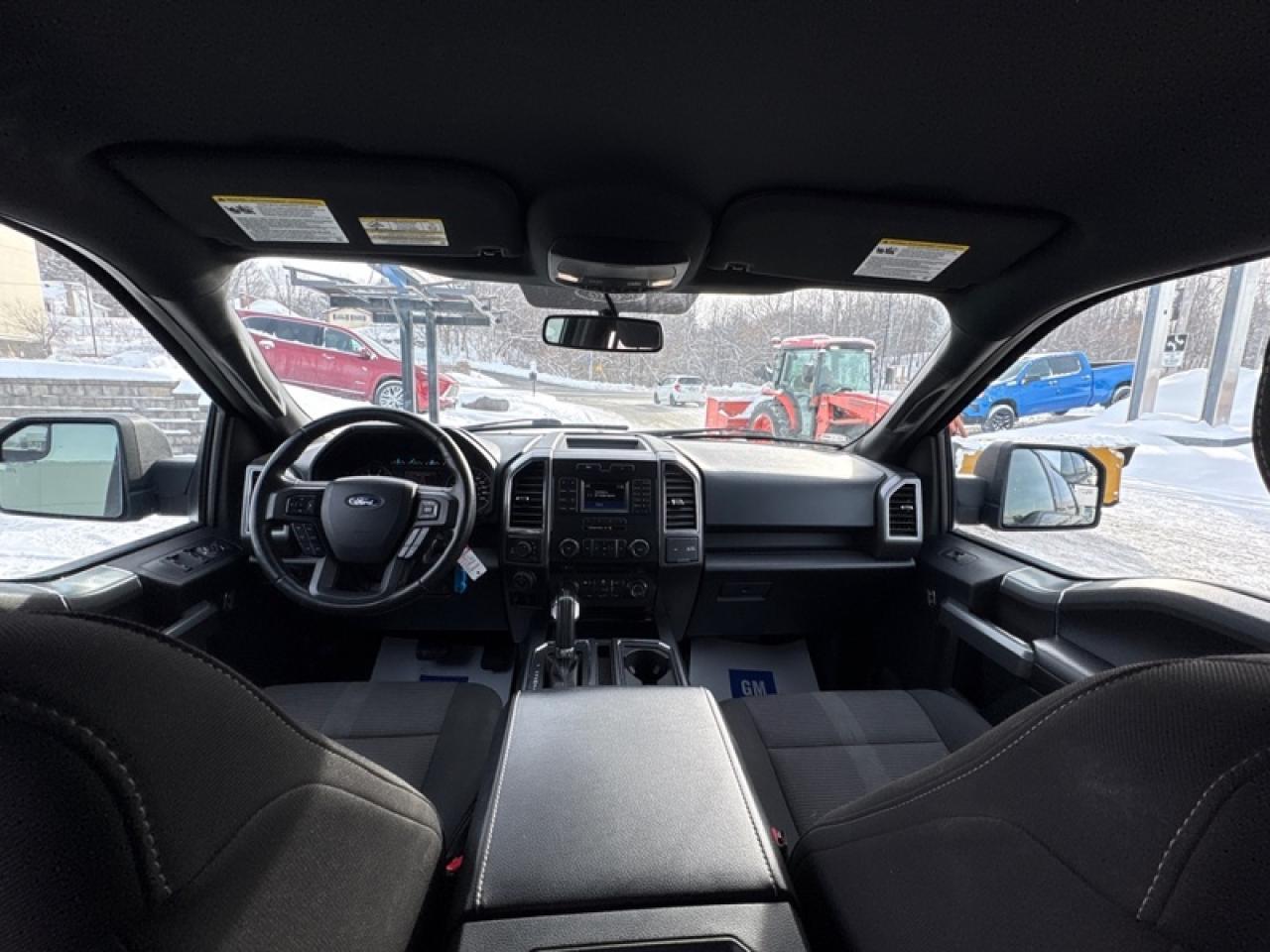 2017 Ford F-150 XLT Photo