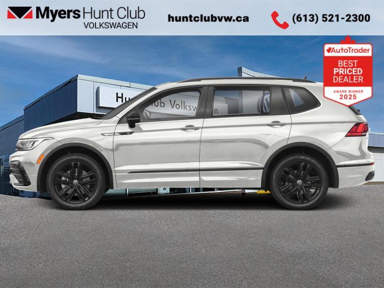 Used 2023 Volkswagen Tiguan Comfortline R-Line Black Edition for sale in Ottawa, ON