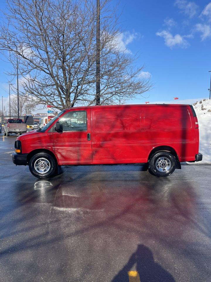 2008 GMC Savana Cargo Van SLIDING DOOR      KROWN RUST PROOFED Photo