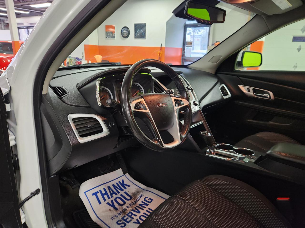 2017 GMC Terrain SLE AWD H-TED SEATS REAR CAM SUNROOF NO ACCIDENTS Photo