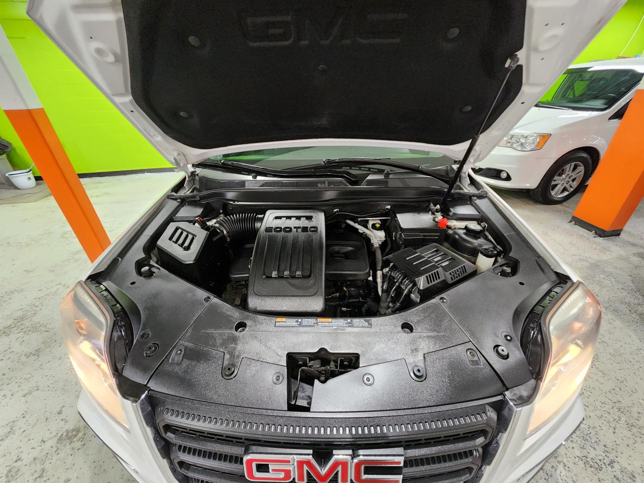 2017 GMC Terrain SLE AWD H-TED SEATS REAR CAM SUNROOF NO ACCIDENTS Photo