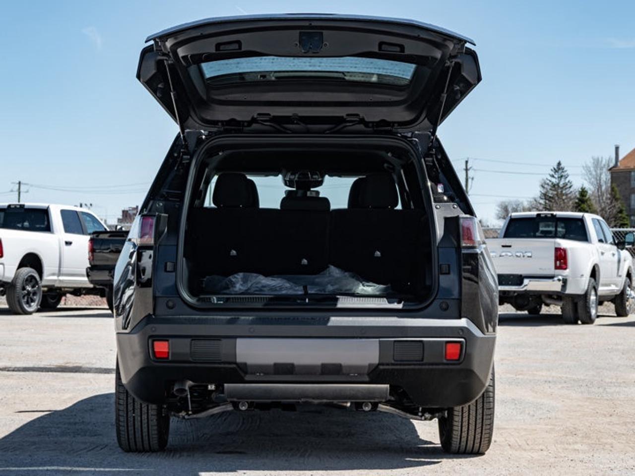 2026 Jeep Cherokee laredo Photo