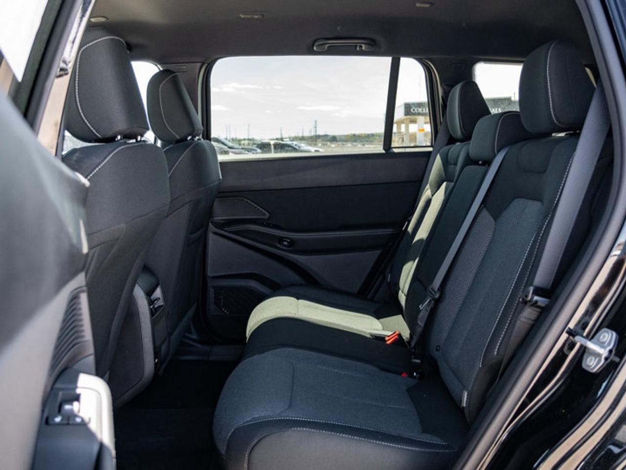 2026 Jeep Cherokee laredo Photo