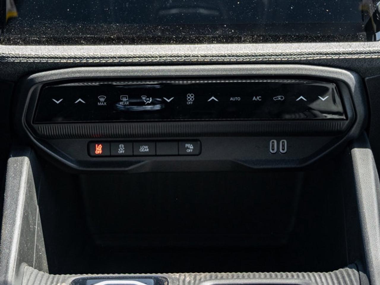 2026 Jeep Cherokee laredo Photo