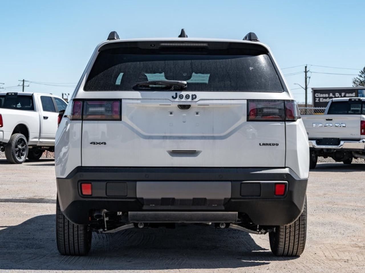 2026 Jeep Cherokee laredo Photo