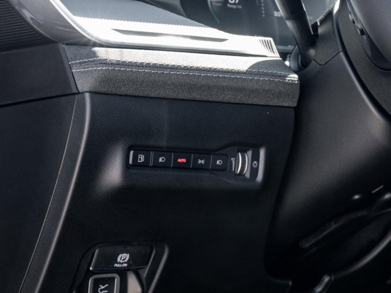 2026 Jeep Cherokee laredo Photo