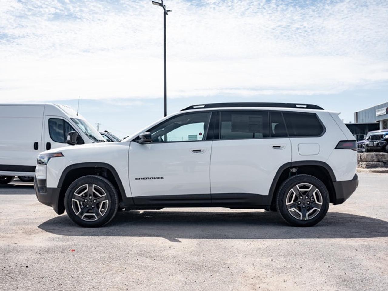 2026 Jeep Cherokee laredo Photo