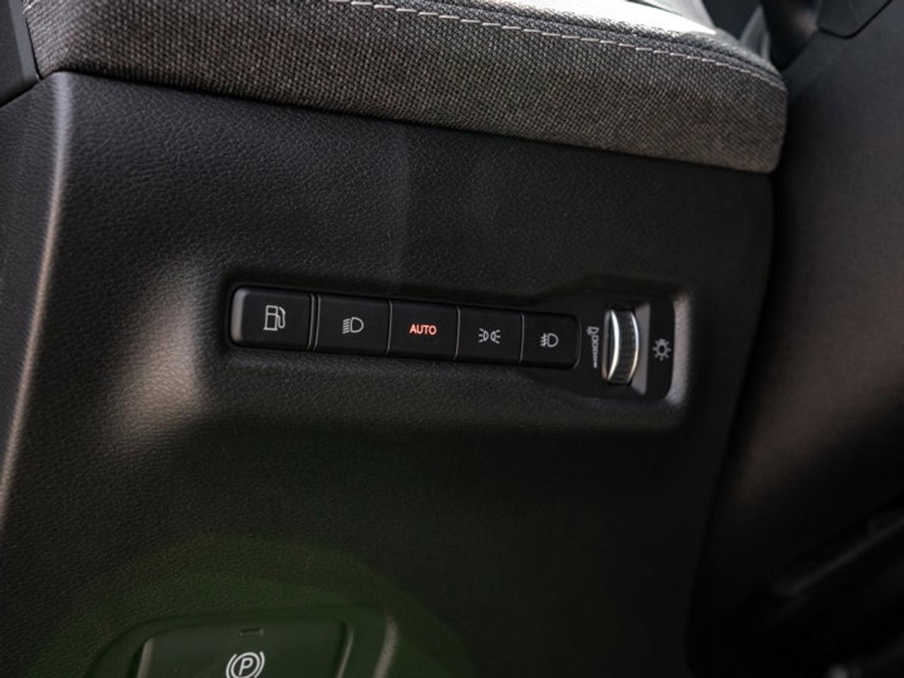 2026 Jeep Cherokee laredo Photo