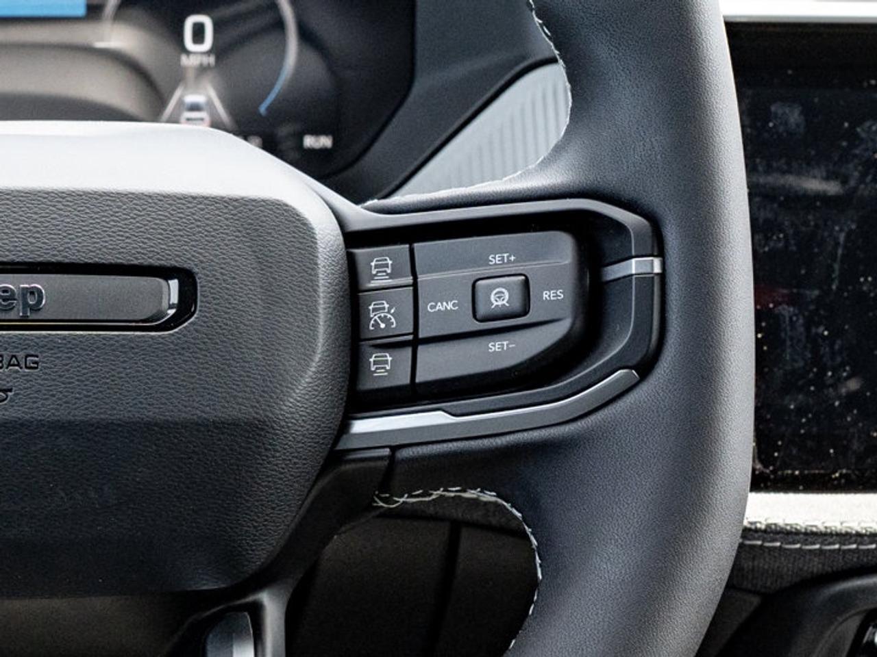 2026 Jeep Cherokee laredo Photo