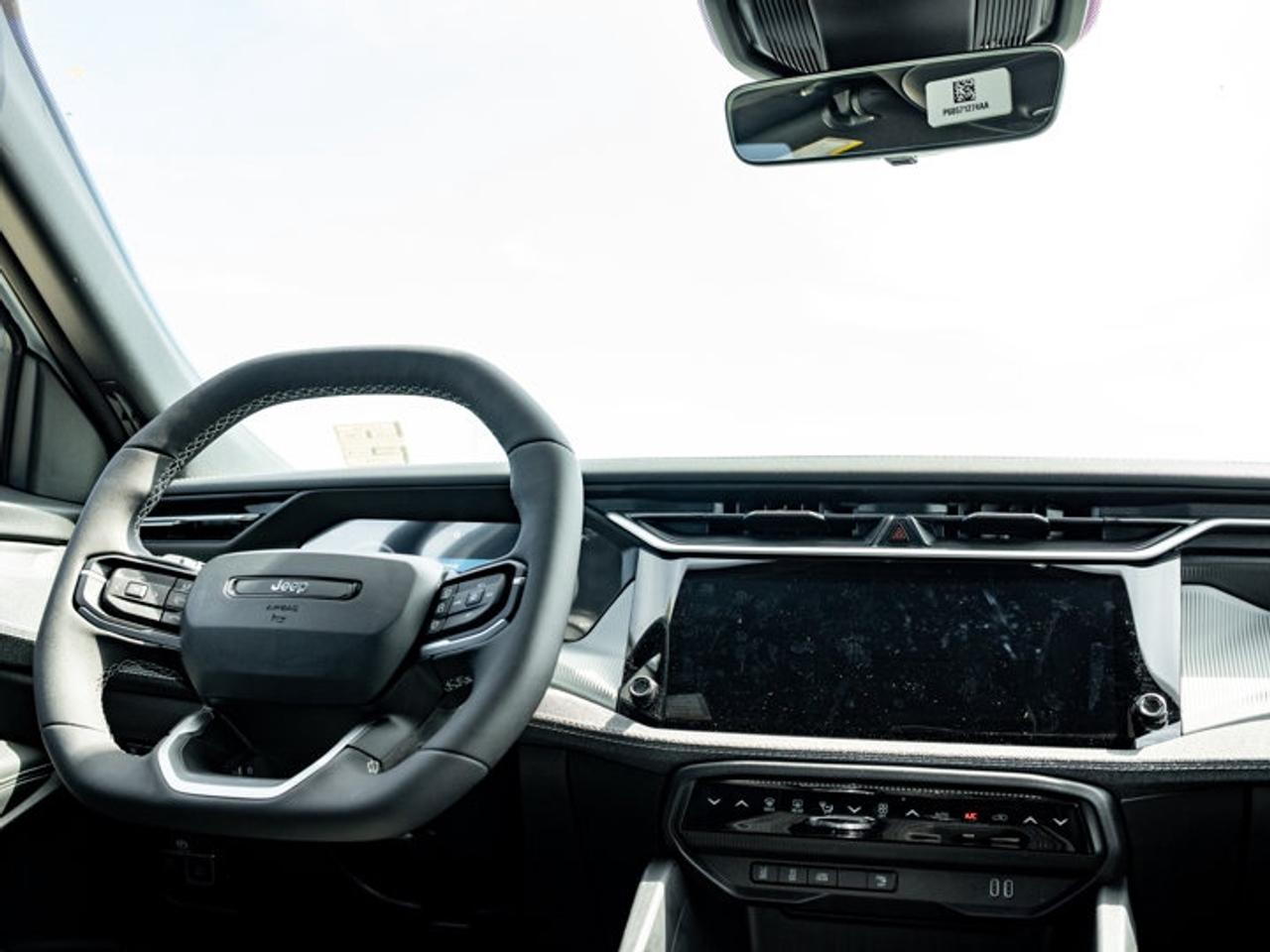 2026 Jeep Cherokee laredo Photo
