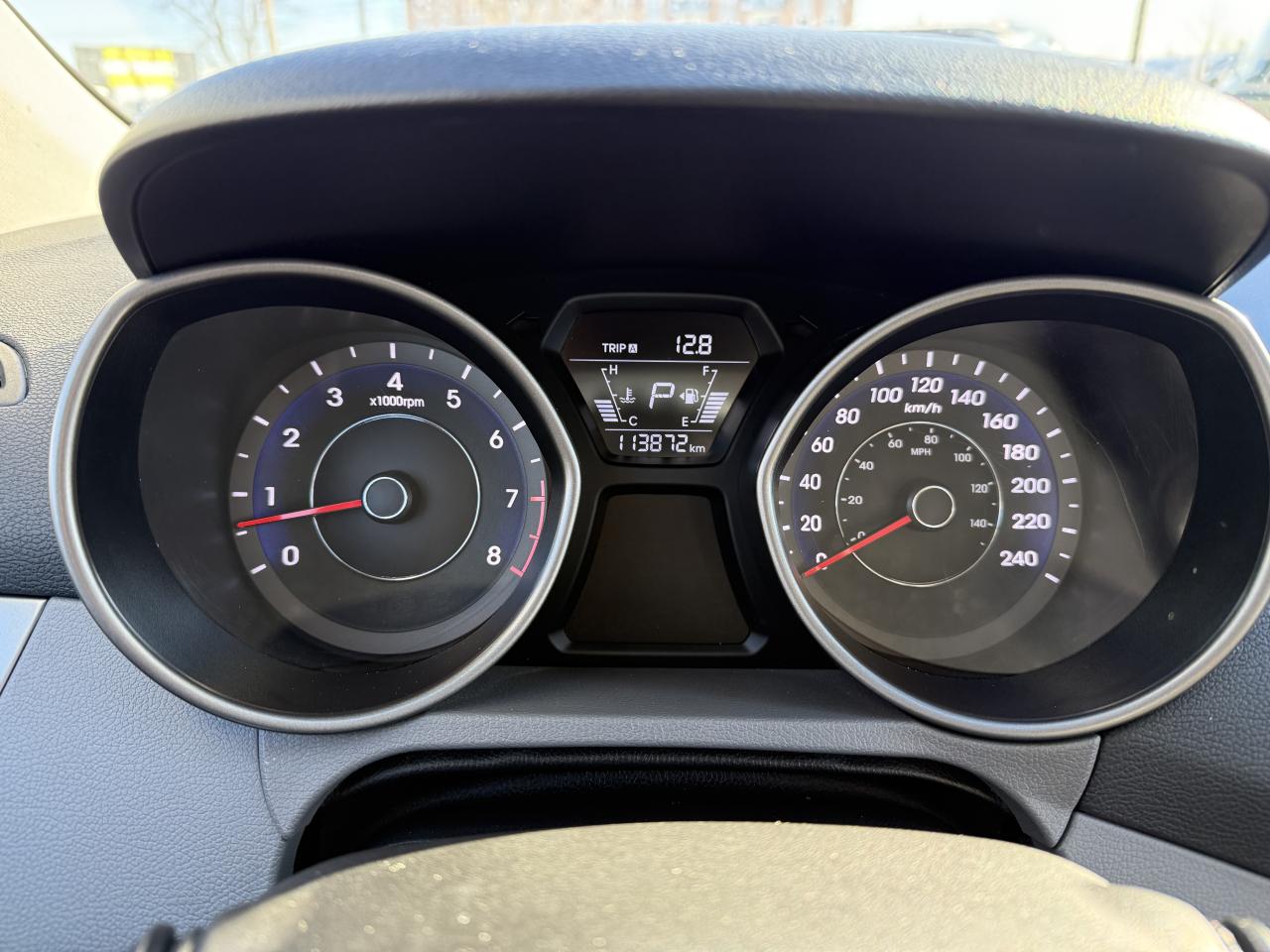 2016 Hyundai Elantra 4dr Sdn Auto L+ Photo