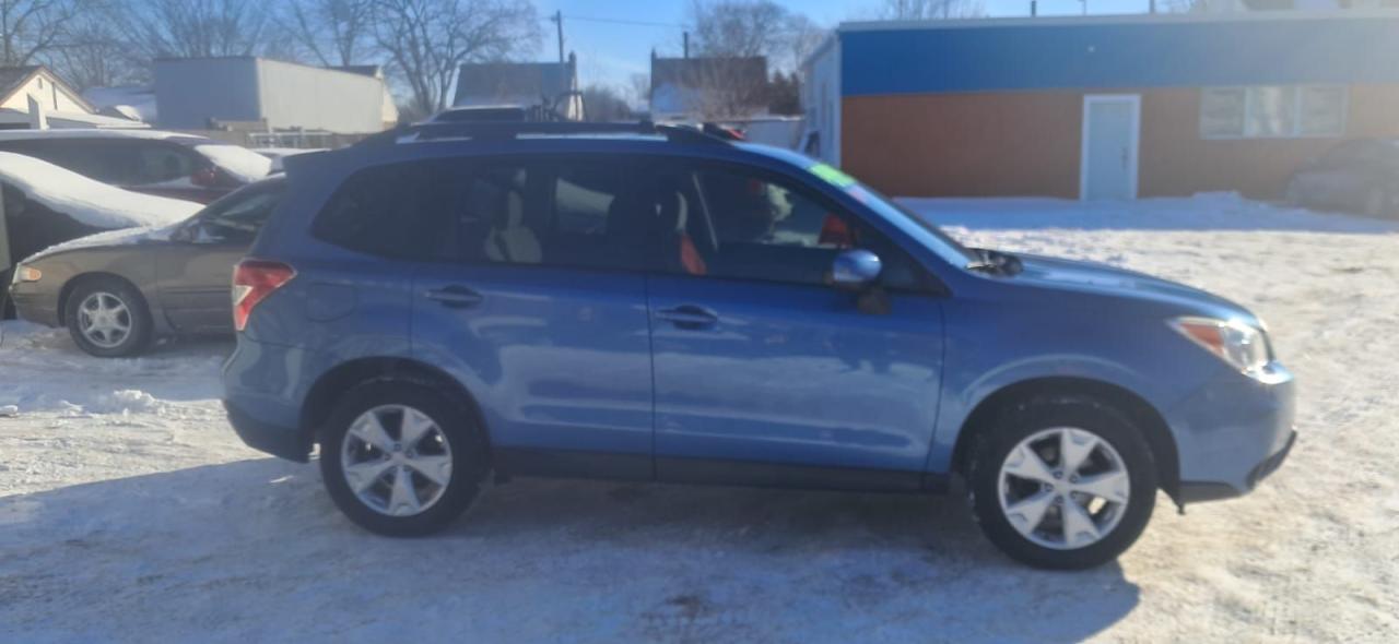 2015 Subaru Forester i Touring -AWD Photo2