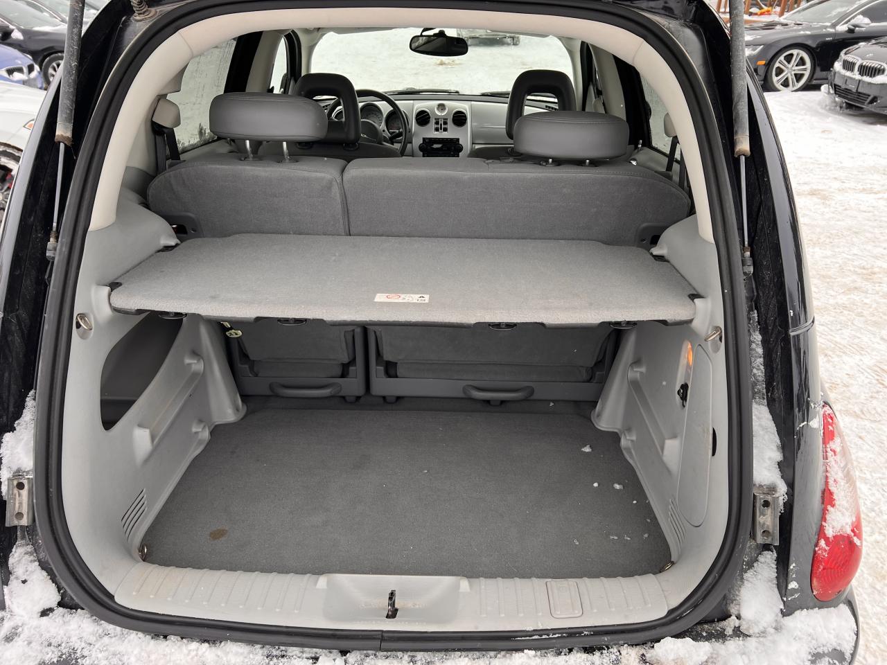 2010 Chrysler PT Cruiser CLASSIC Photo