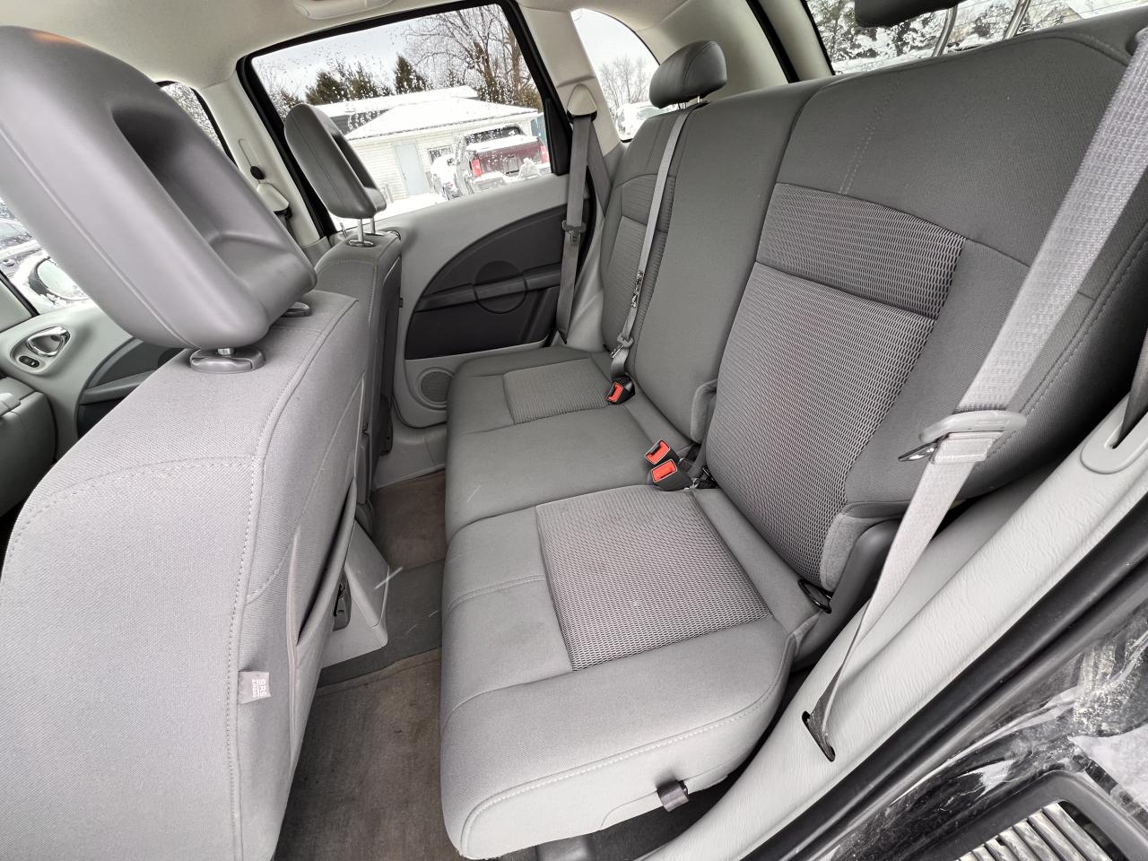 2010 Chrysler PT Cruiser CLASSIC Photo