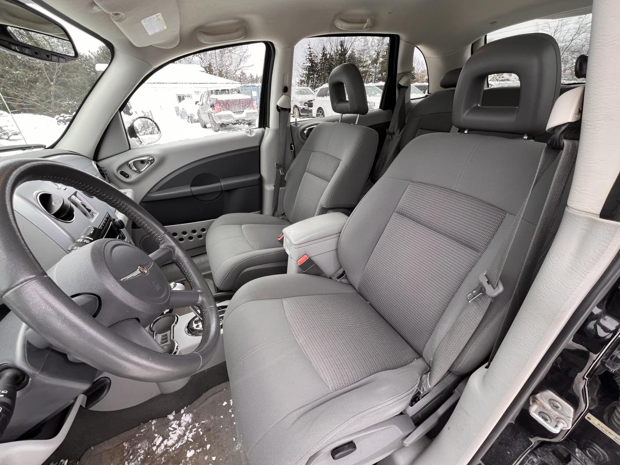 2010 Chrysler PT Cruiser CLASSIC Photo