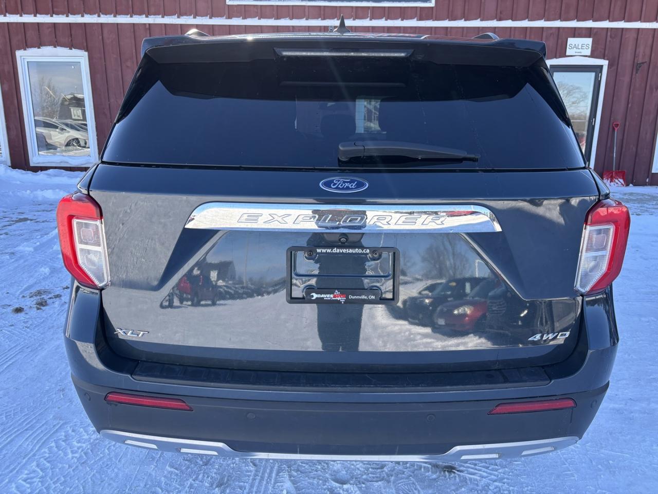 2023 Ford Explorer XLT AWD ~1 OWNER~NO ACCIDENTS~ Photo3