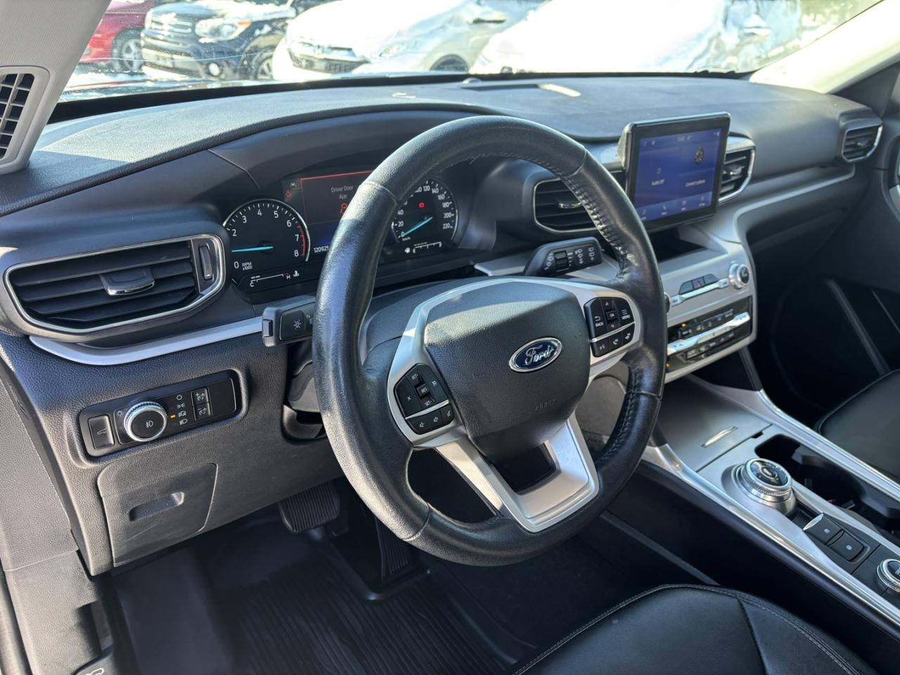 2023 Ford Explorer XLT AWD ~1 OWNER~NO ACCIDENTS~ Photo