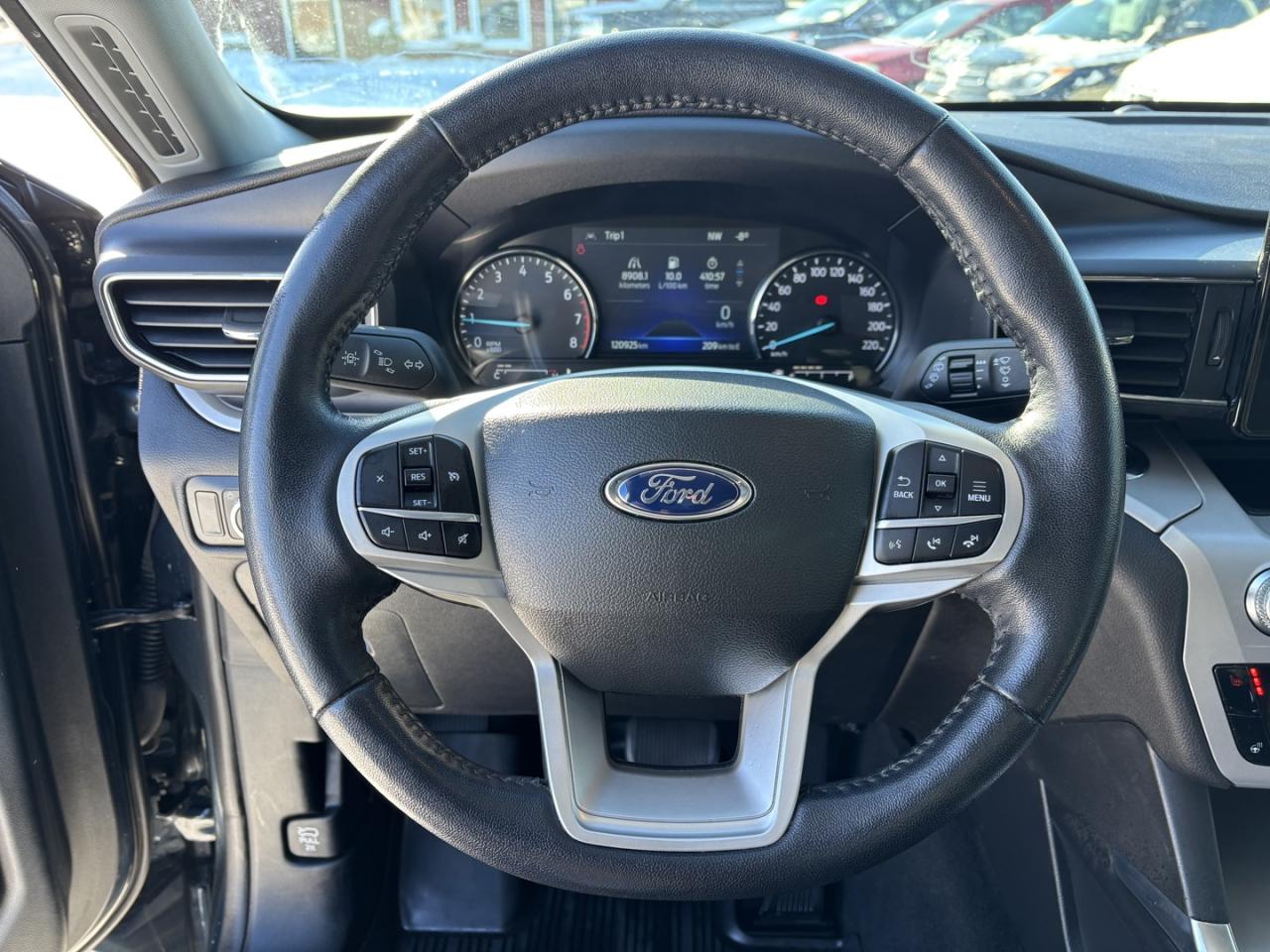 2023 Ford Explorer XLT AWD ~1 OWNER~NO ACCIDENTS~ Photo