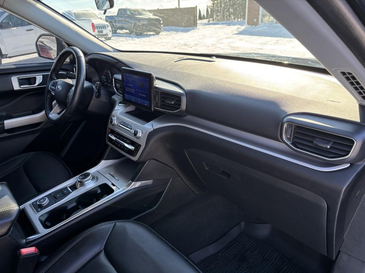 2023 Ford Explorer XLT AWD ~1 OWNER~NO ACCIDENTS~ Photo