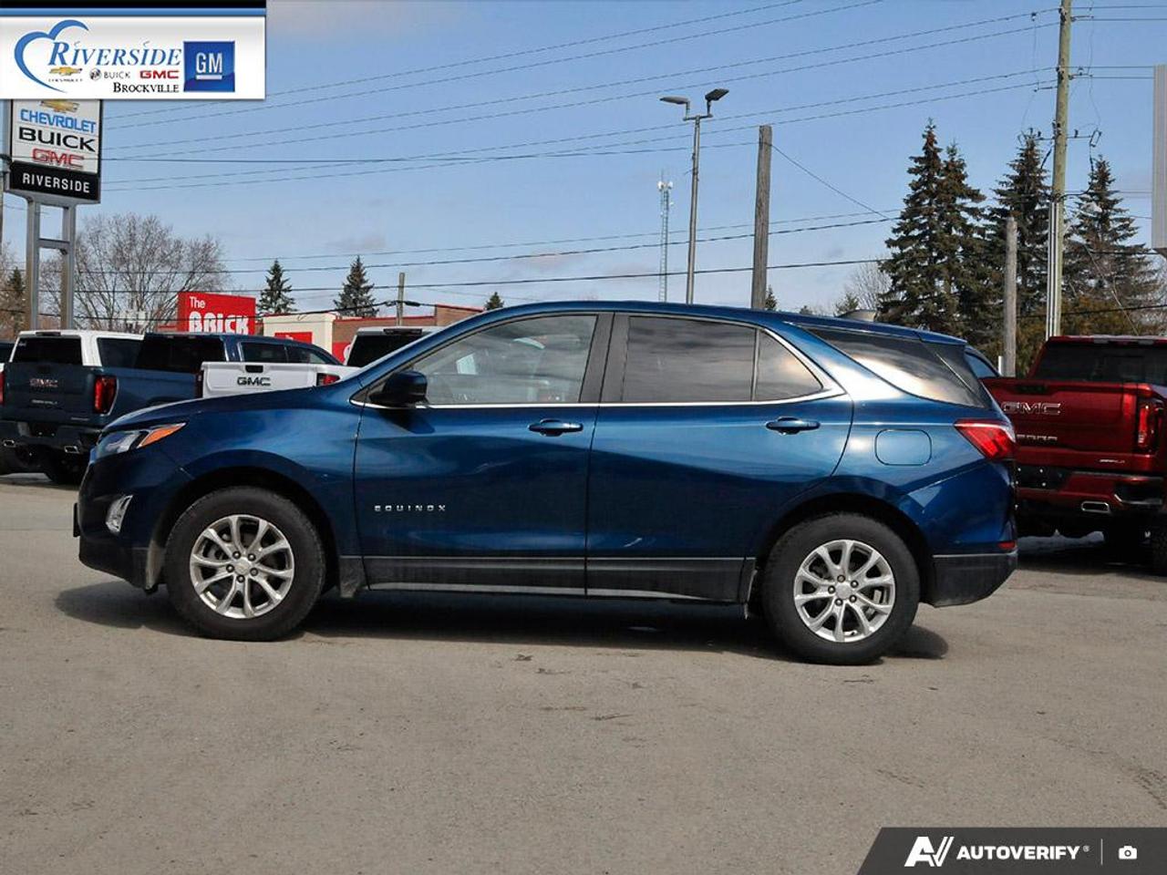 2021 Chevrolet Equinox LT Photo2