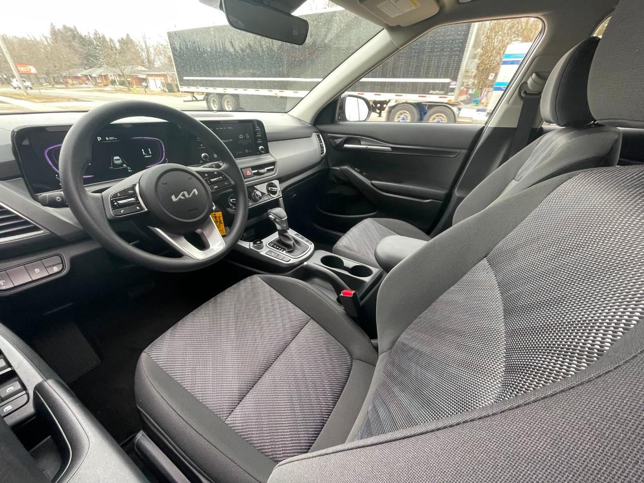 2026 Kia Seltos LX FWD Photo