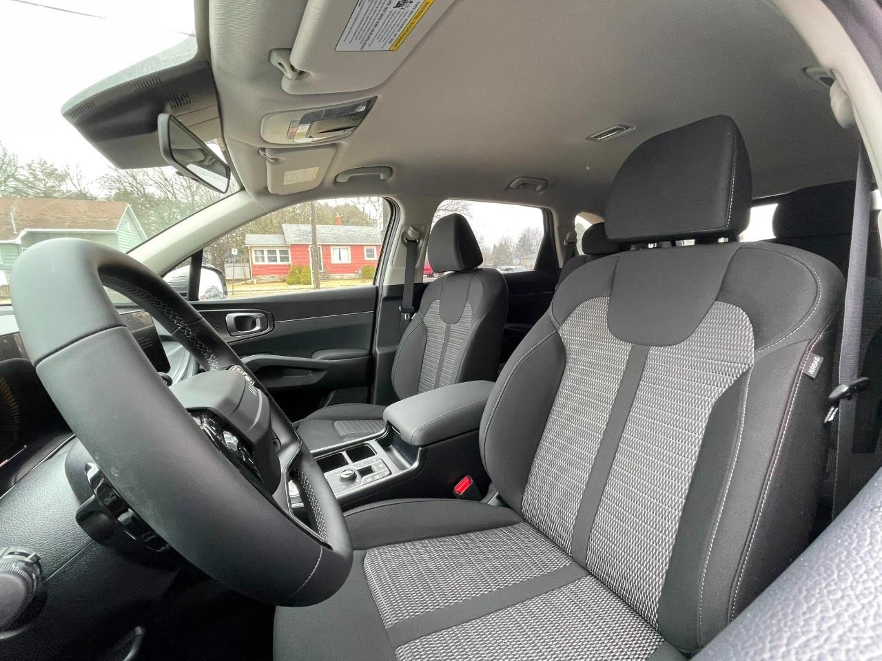 2026 Kia Sorento Plug-In Hybrid LX AWD Photo