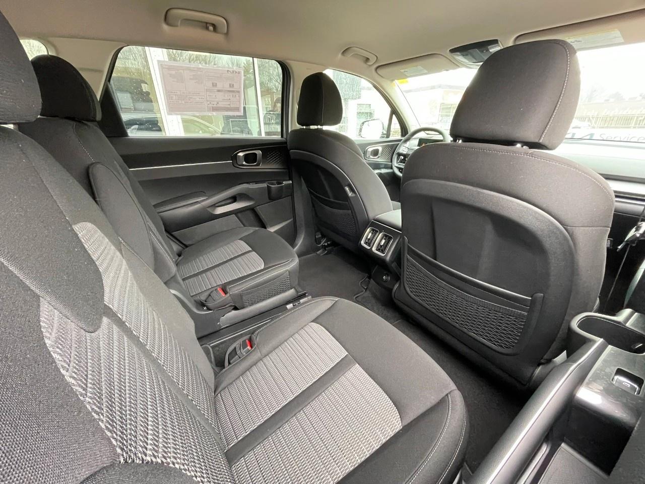 2026 Kia Sorento Plug-In Hybrid LX AWD Photo