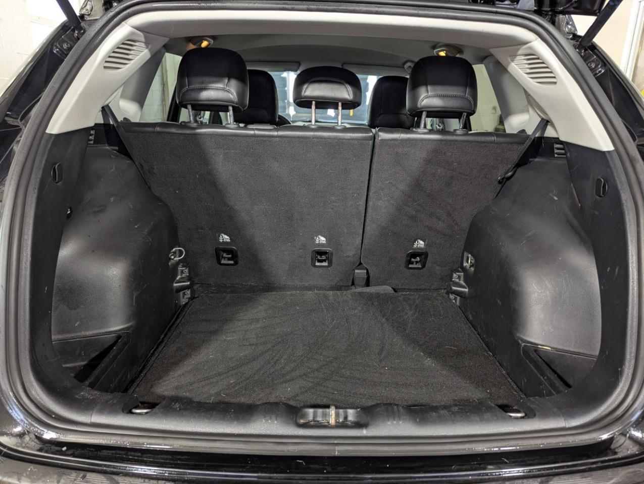 2018 Jeep Compass North WITH HEATED STEERING WHEEL!! Photo