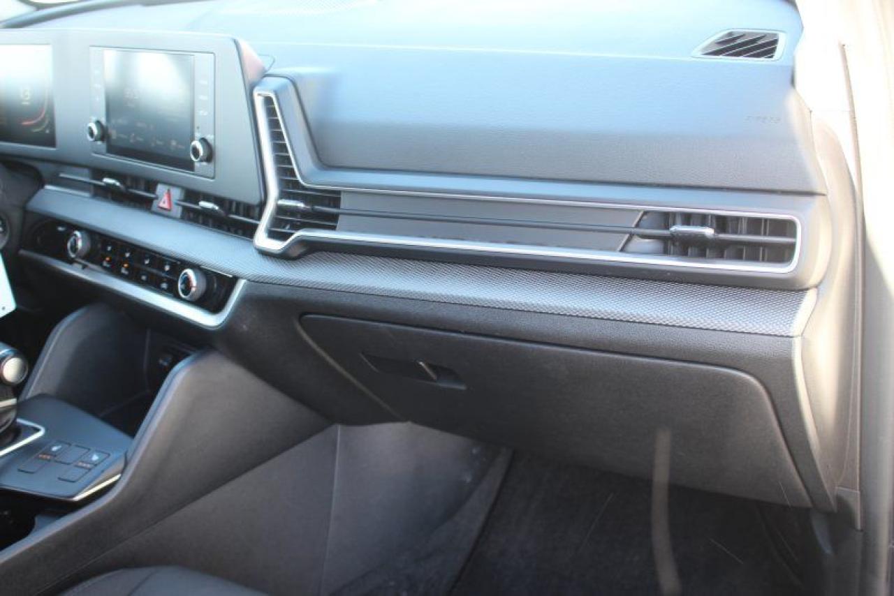 2024 Kia Sportage LX*4x4*Heated Seats*CarPlay*Rear Cam*2.4L-4cyl Photo