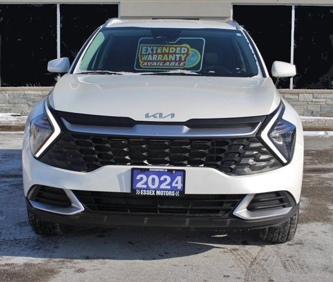 2024 Kia Sportage LX*4x4*Heated Seats*CarPlay*Rear Cam*2.4L-4cyl Photo