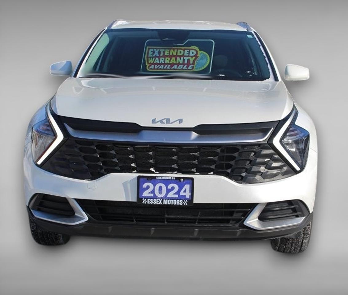 2024 Kia Sportage LX*4x4*Heated Seats*CarPlay*Rear Cam*2.4L-4cyl Photo