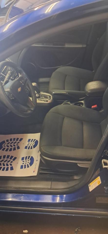 2012 Chevrolet Cruze LT Photo