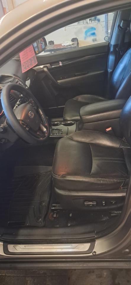 2011 Kia Sorento AWD 4dr V6 Auto EX Photo