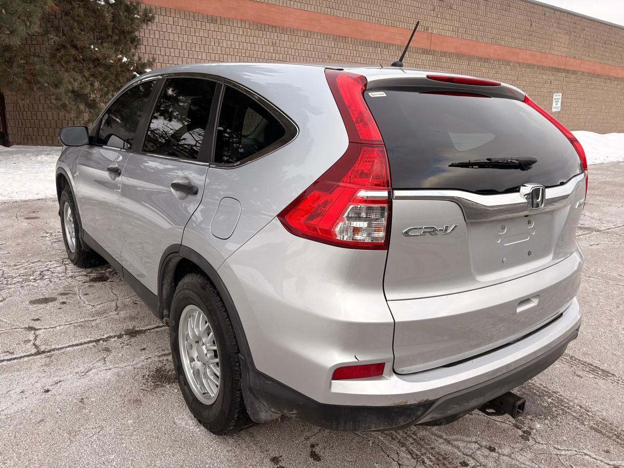 2016 Honda CR-V LX Photo