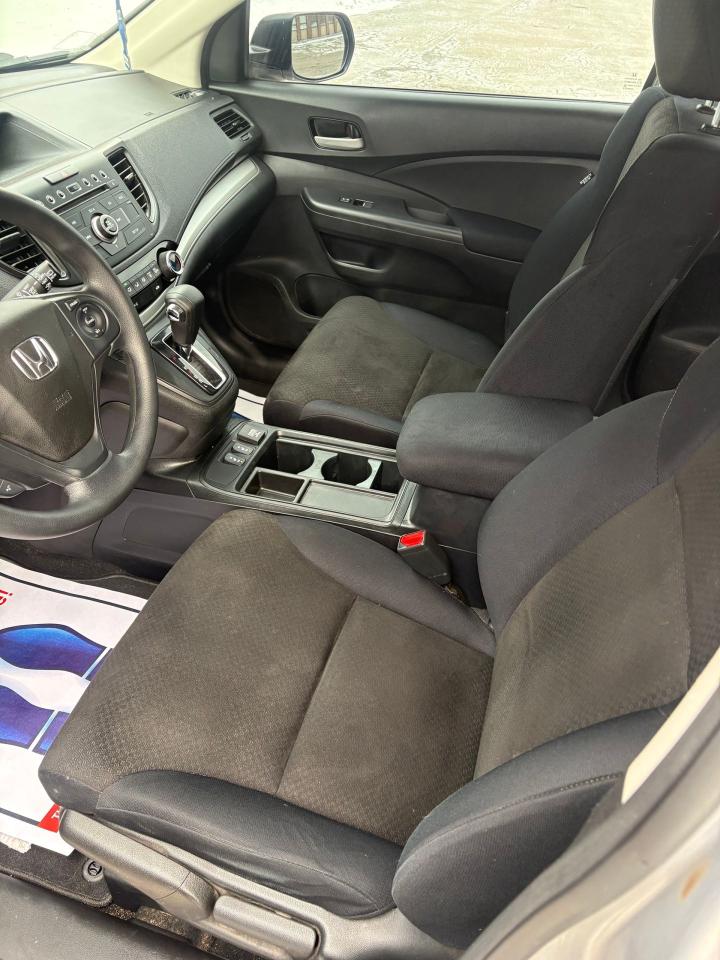 2016 Honda CR-V LX Photo