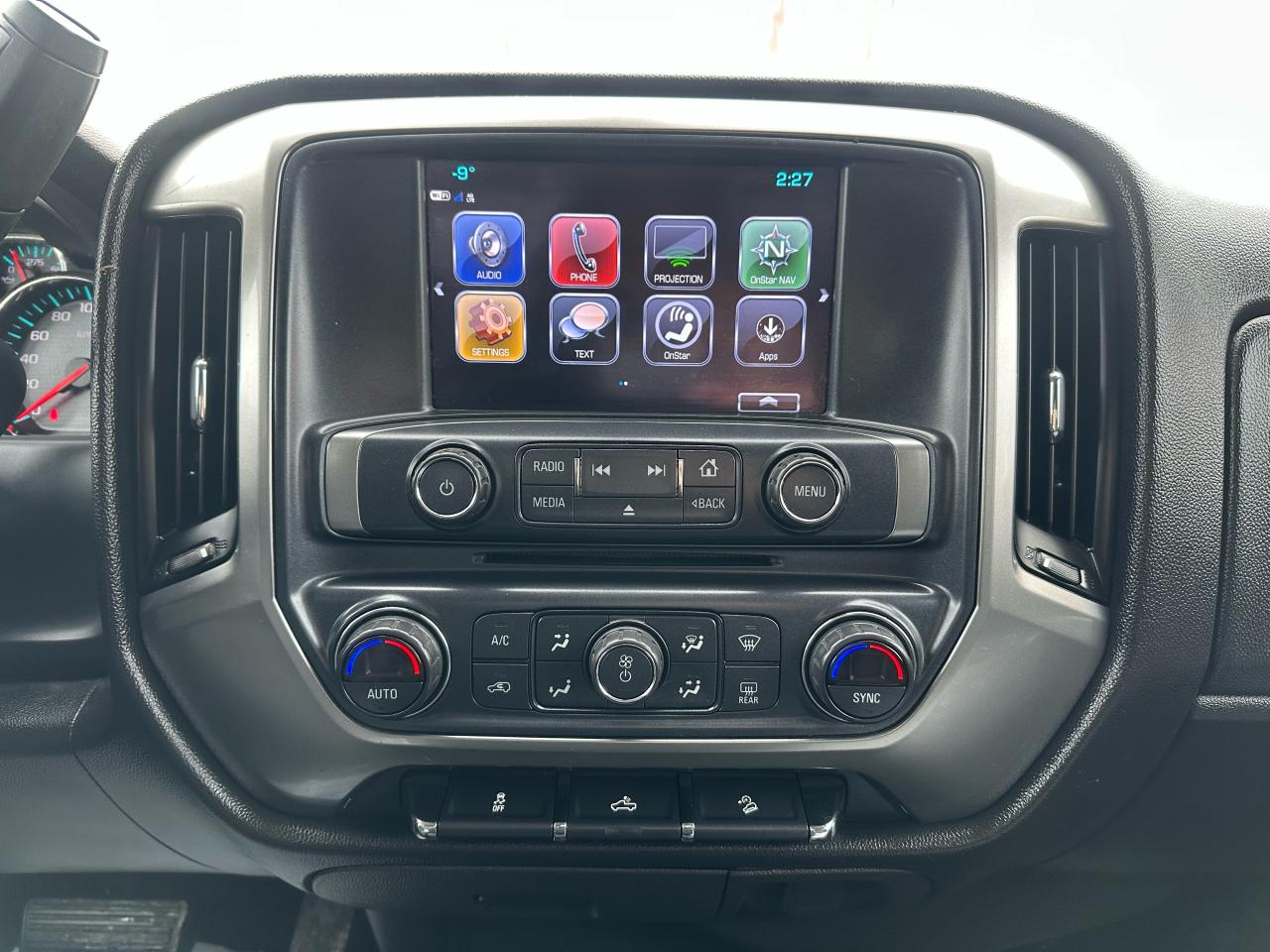 2017 Chevrolet Silverado 1500 LT Photo