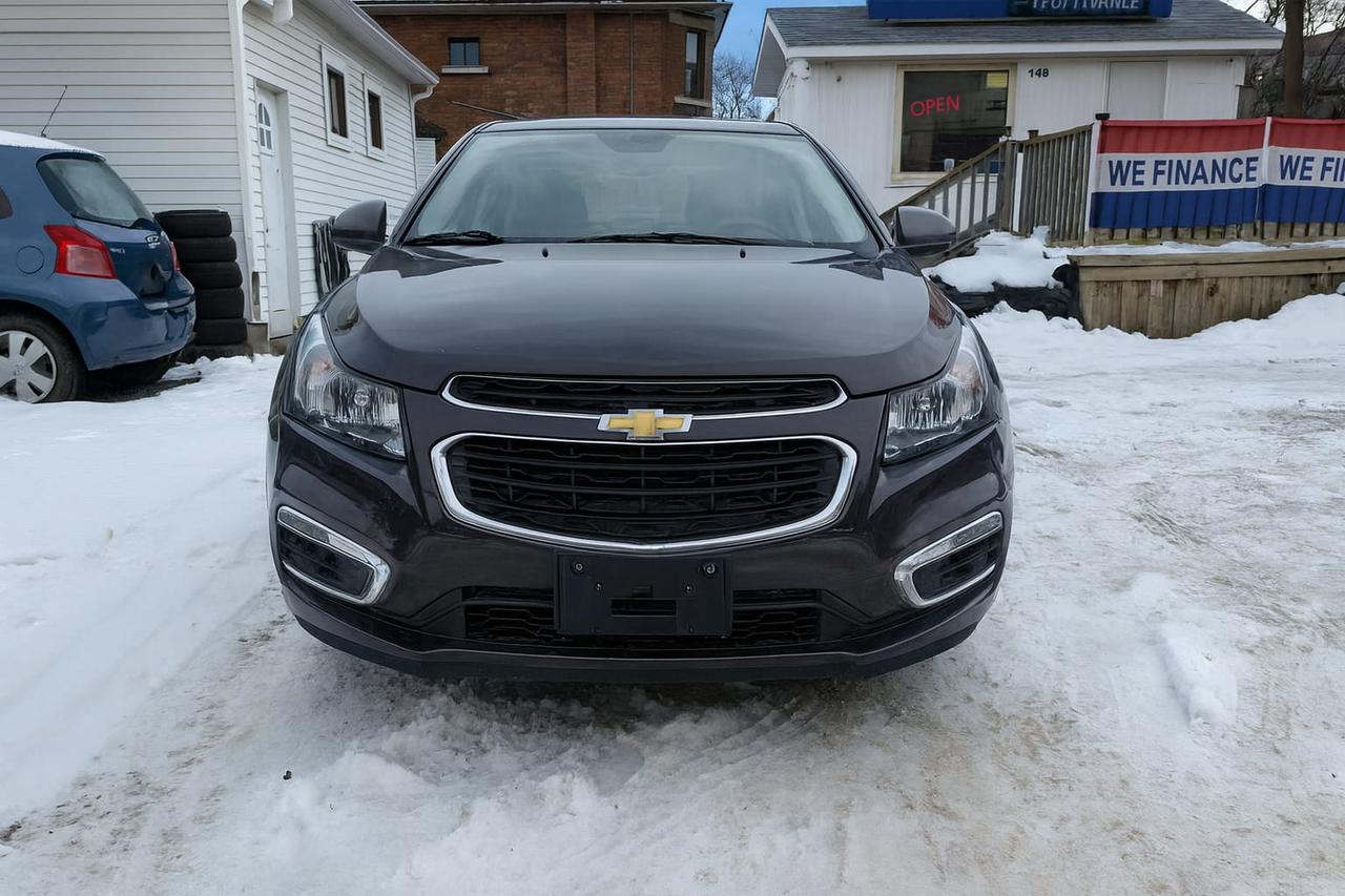 2016 Chevrolet Cruze LT - Photo #1