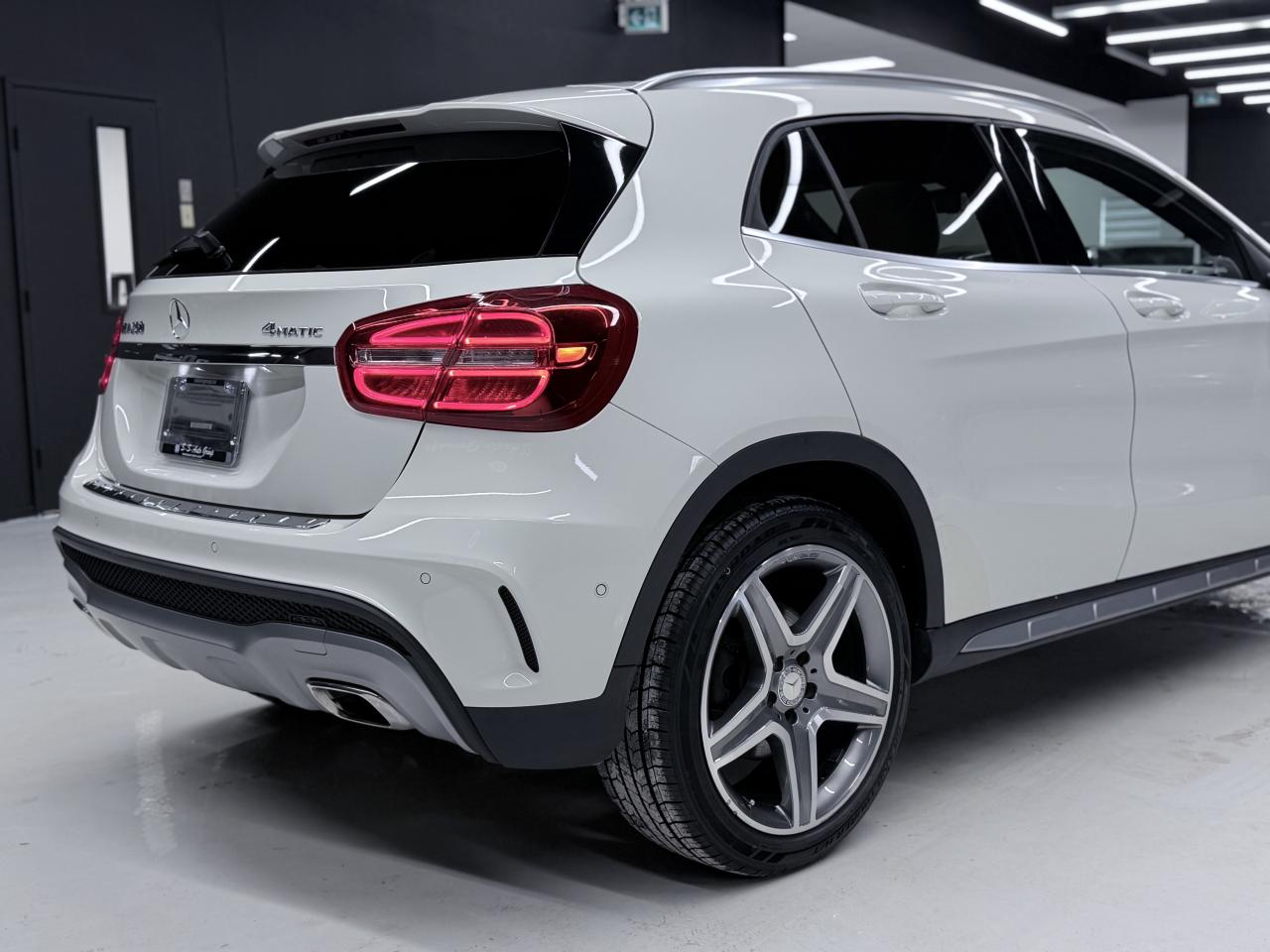2015 Mercedes-Benz GLA AMG PKG|NAV|BACKUP|BSM|FCW|PANO|4MATIC| Photo