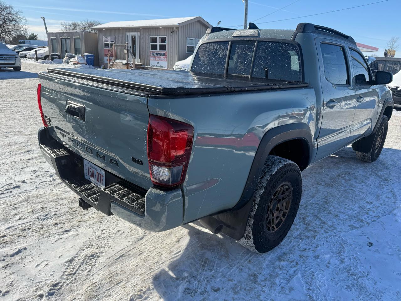 2023 Toyota Tacoma TRAIL EDITION, 4X4, ONLY 23,000KMS, CERTIFIED Photo4