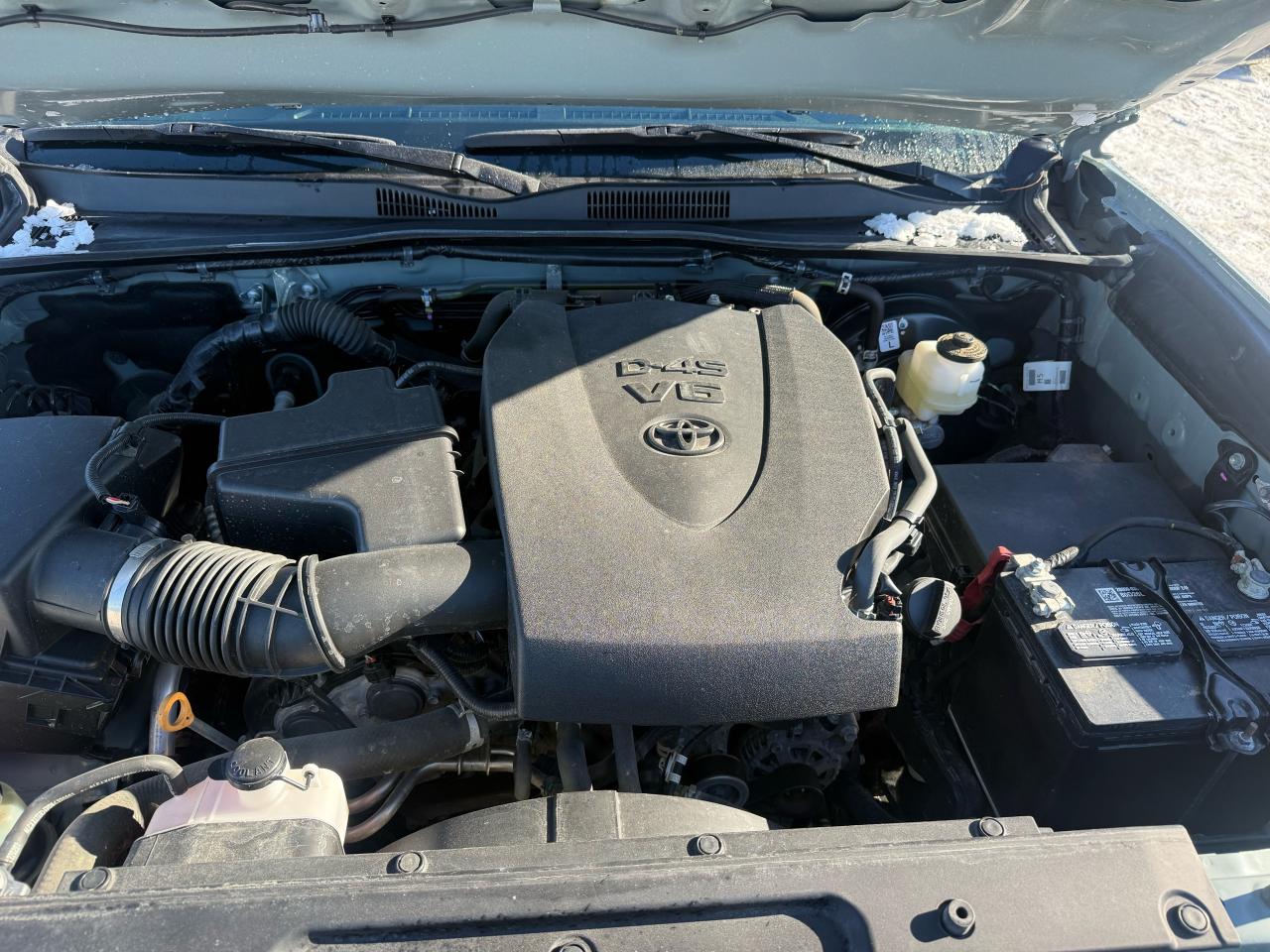 2023 Toyota Tacoma TRAIL EDITION, 4X4, ONLY 23,000KMS, CERTIFIED Photo