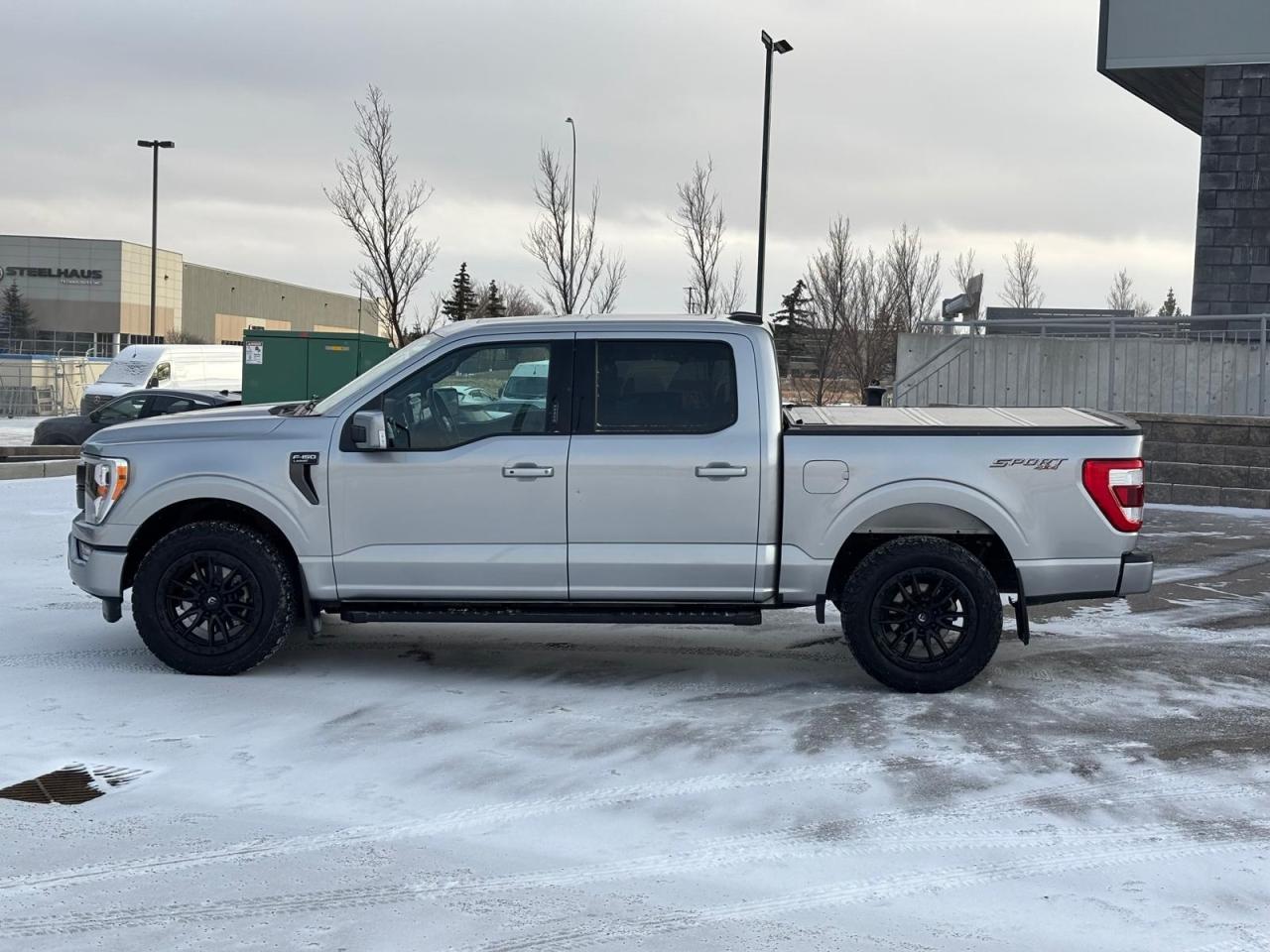 2022 Ford F-150 LARIAT | LOADED |  FUEL WHEELS | PANO ROOF Photo