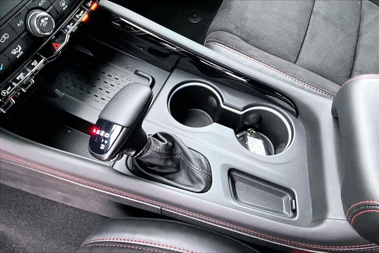 2026 Dodge Durango GT PLUS AWD | Blacktop Redline | 19 Harmon Kardon Photo4