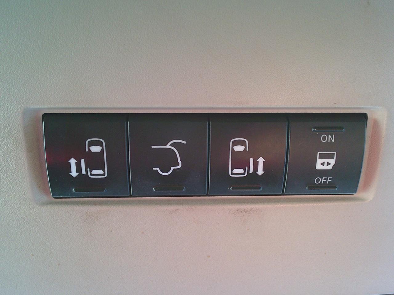 2018 Dodge Grand Caravan Crew Plus Stow N Go Photo